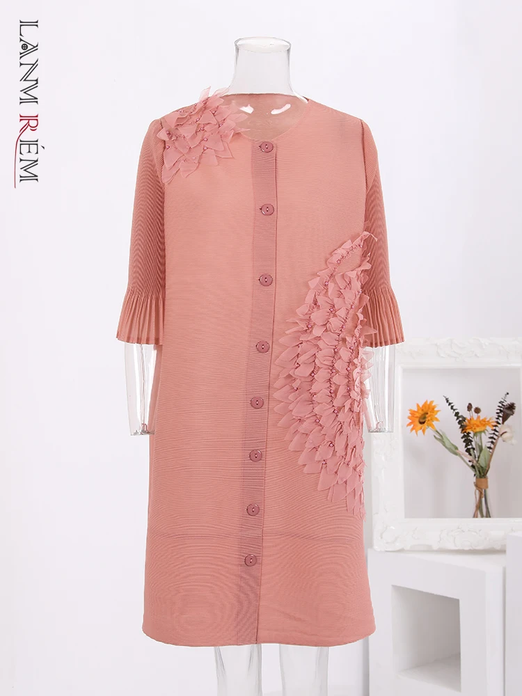

LANMREM Loose Pleated Solid Color Dress Women Floral Spliced Design O-Neck Single Breasted A-line Dresses 2024 New 32C113