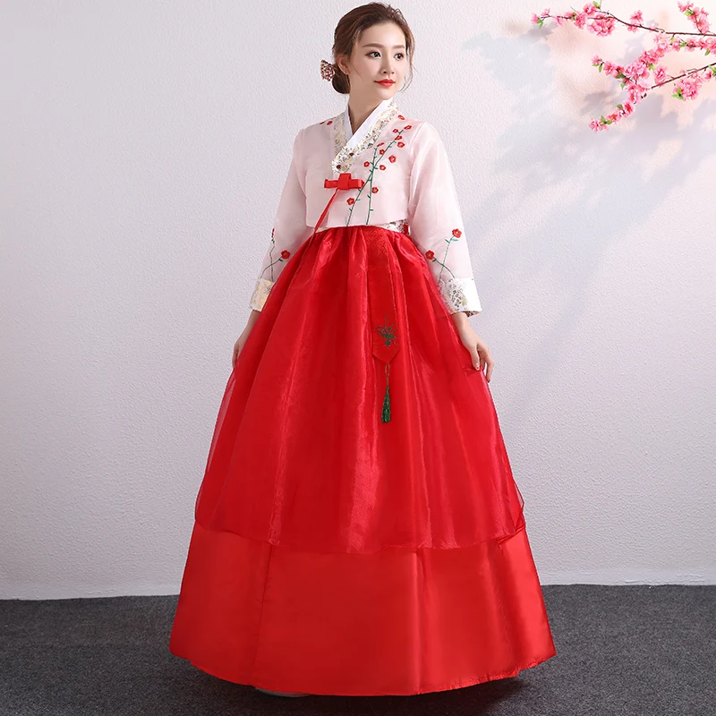

Традиционный женский дворец Hanbok в корейском стиле