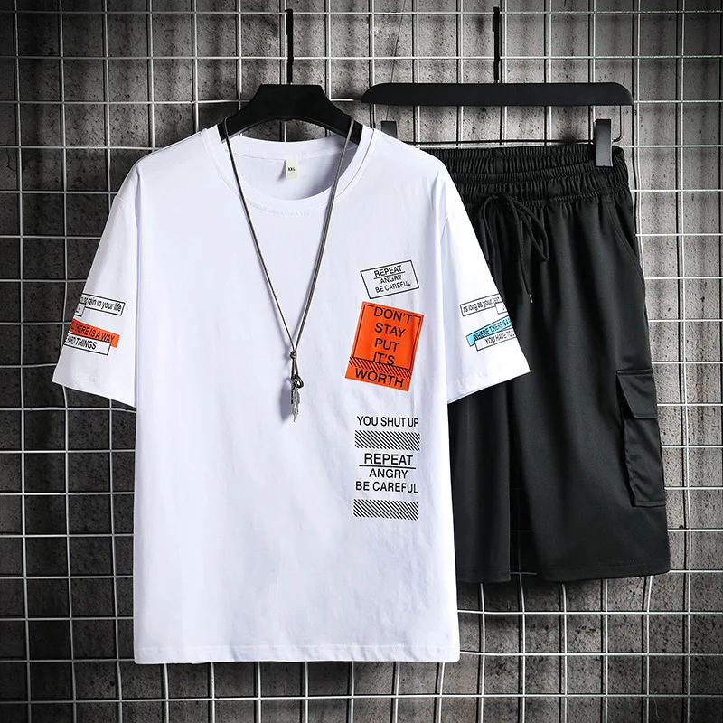 Костюм спортивный мужской из футболки и шортов 100% хлопка |