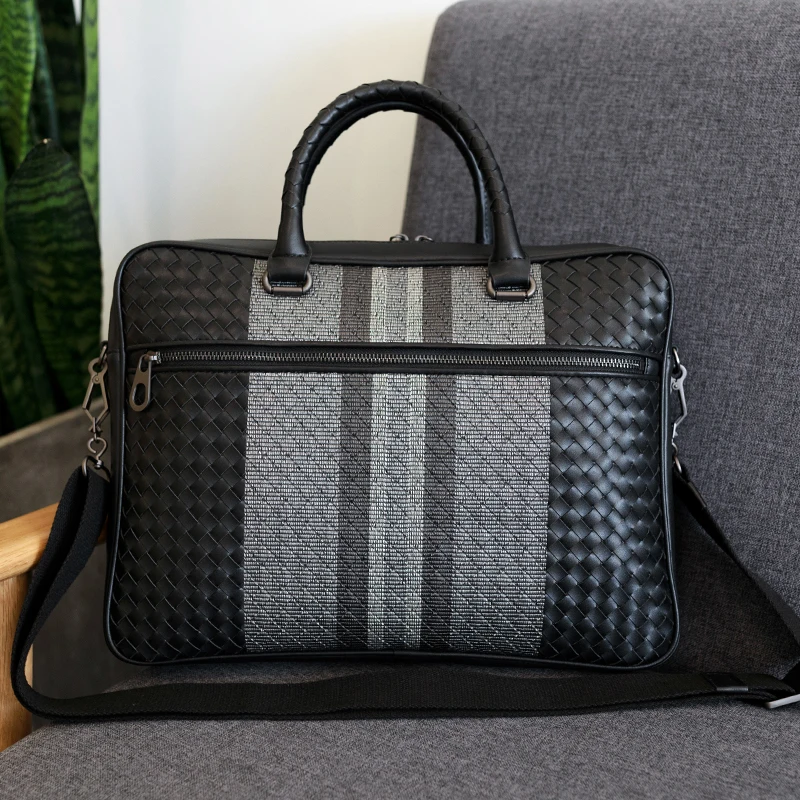 HandBag Men's Leather Luxury Brand Business Briefcase Leather Woven Bag Fashion Shoulder Bag ComputerBag Large Capacity 2022