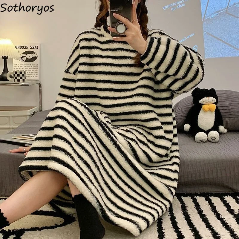 

Nightgowns Women Winter Cozy Baggy Fashion Soft Warm Sleepwear Mid-calf Korean Student Thicker Vintage Homewear Basic Feminine