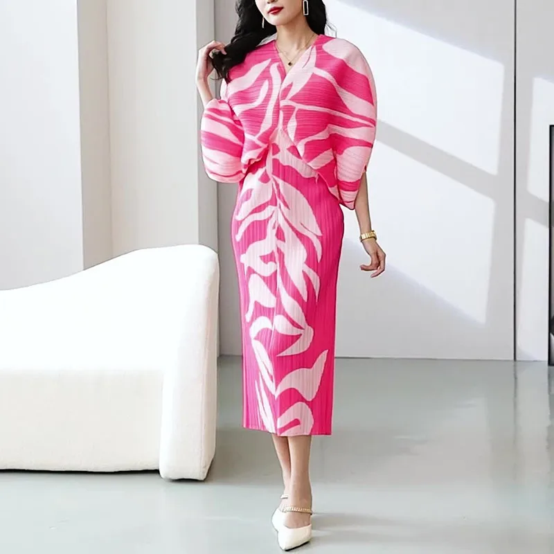 

Miyake Elegant Women Pleated Batwing Long Sleeve V-neck Slim Maxi Dress Fashion Summer Japanese Ruched Party Robe Vestidos Q136