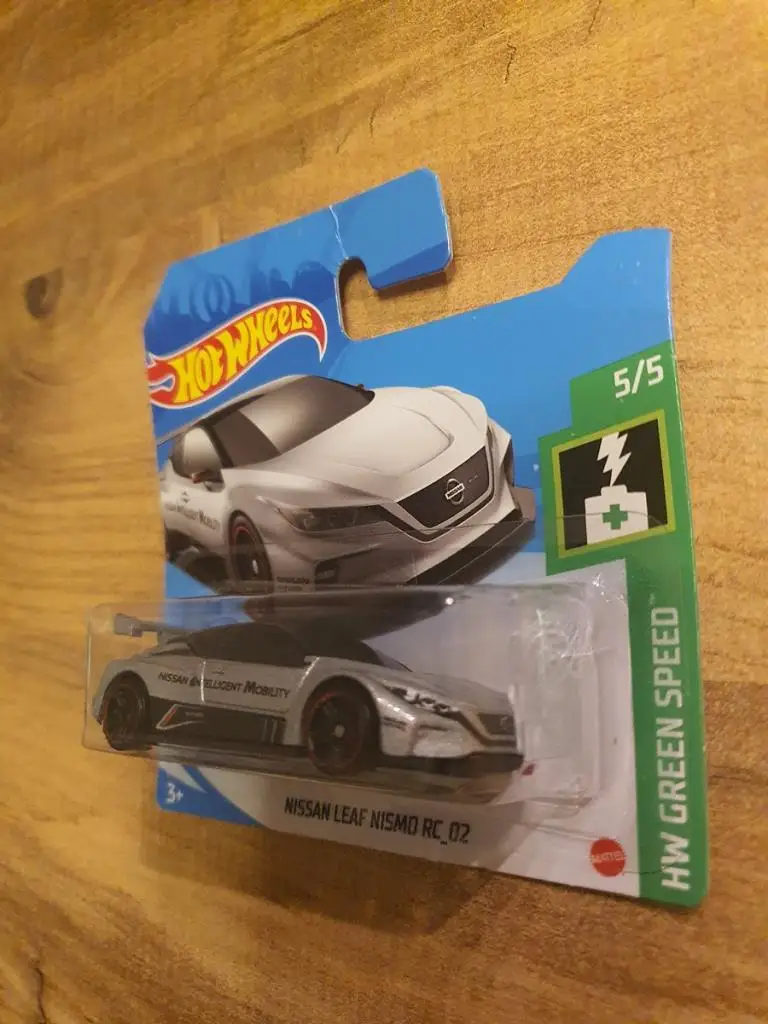 Автомобильная модель автомобиля Nissan Leaf Nismo RC_02-1:64-Hw J импортированная s - Hot Wheels
