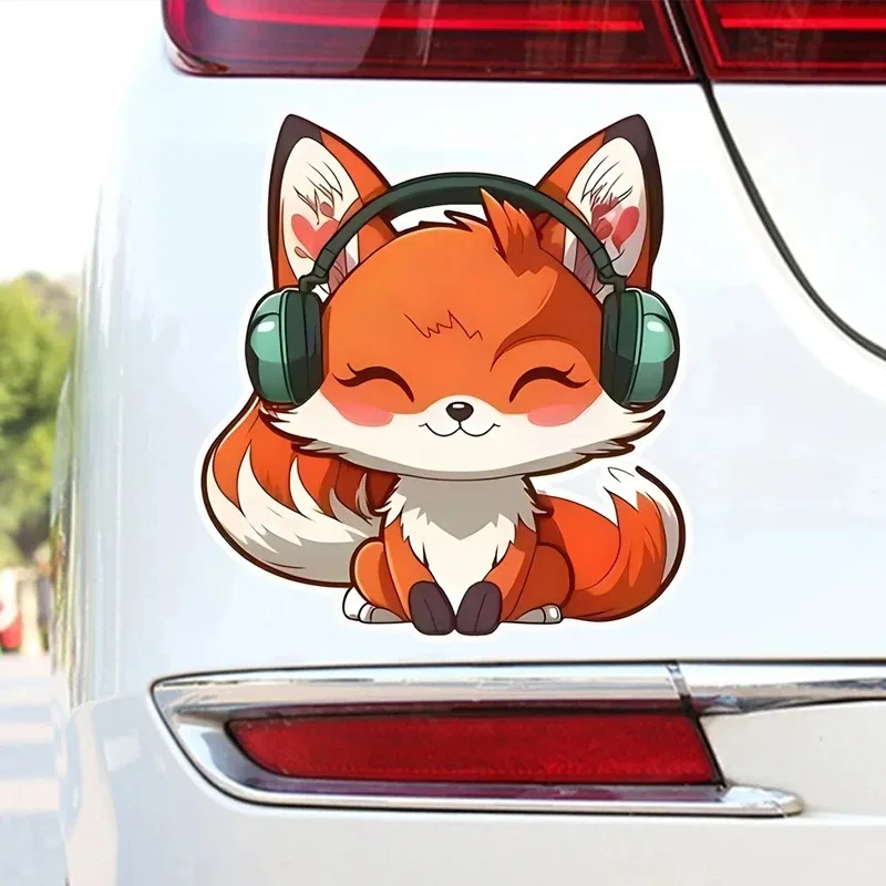 

Наклейка в стиле аниме «Маленькая лиса» с наушниками, виниловая наклейка-автомобиль, грузовик, фургон, бампер, чашка, стакан, наклейка для ноутбука, наклейка 13x14 см
