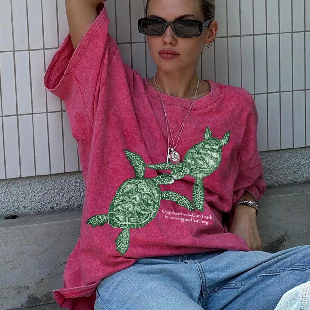 Женская джинсовая футболка с принтом Зеленая лягушка