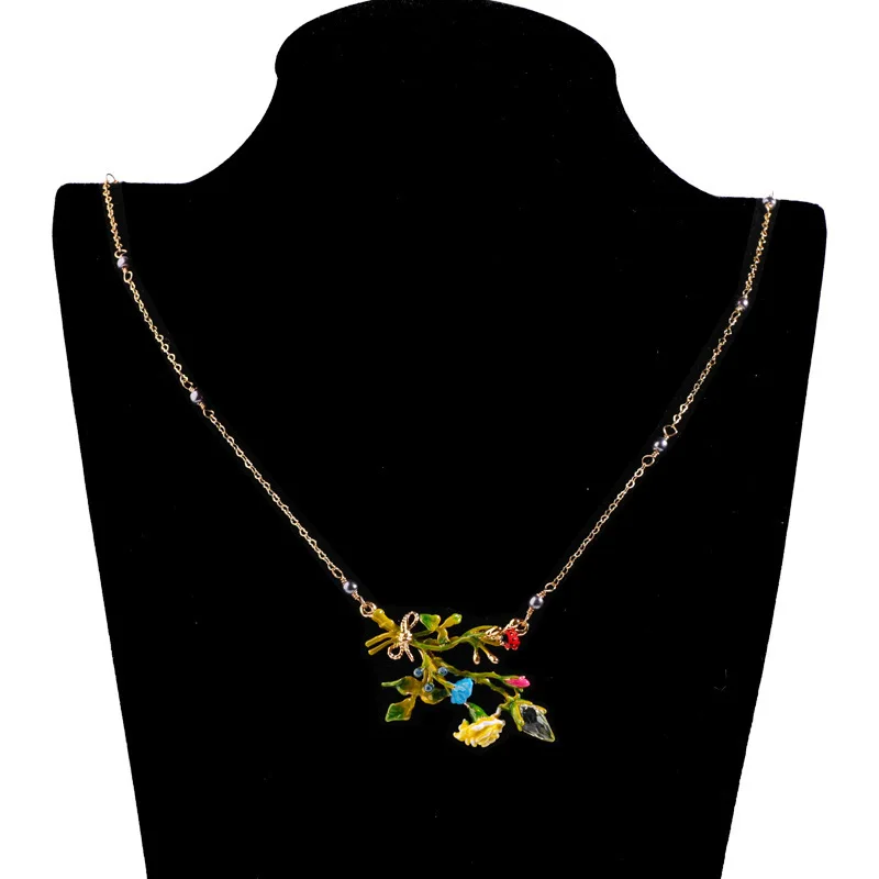 

Plant Series Fashion Personality Hand-painted Enamel Flower Short Necklace Women's Simple Lrregular Short Collarbone Chain