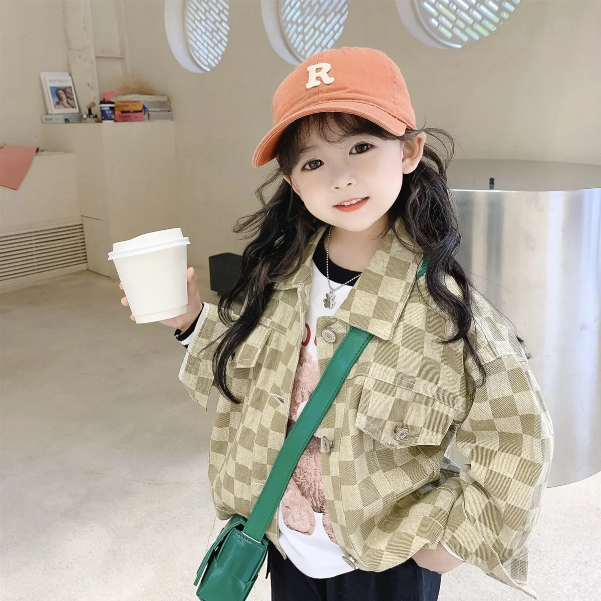 

Демисезонная Модная Джинсовая куртка в клетку в стиле унисекс, подходящая ко всему Повседневная куртка для мальчиков и девочек