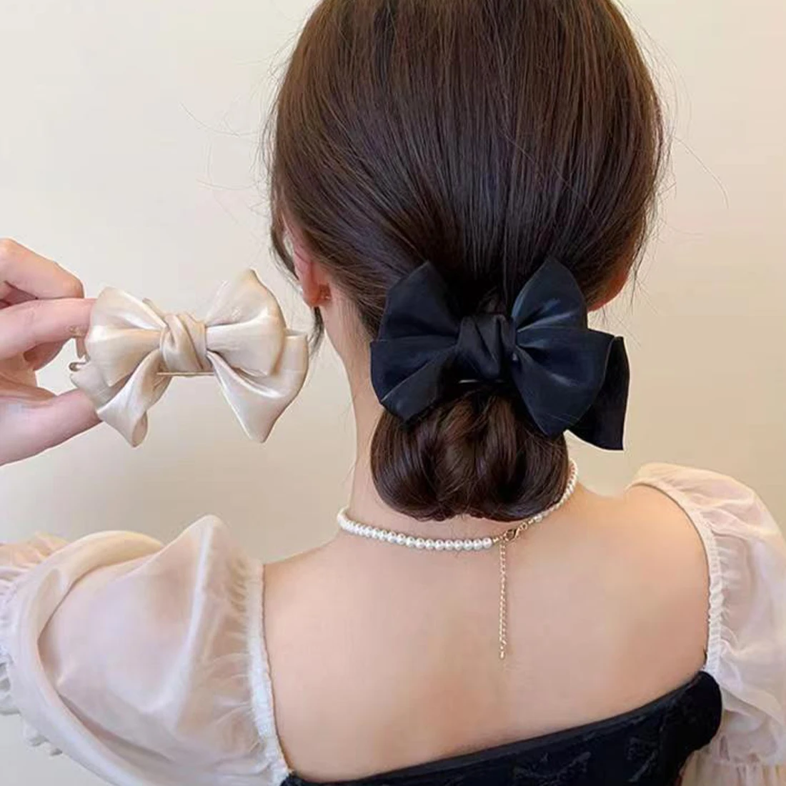 

Korean Big Double Side Solid Satin Chiffon Plastic Hair Bows Crab Clips Claw for Women Girls Black Bowknote Accessories Summer