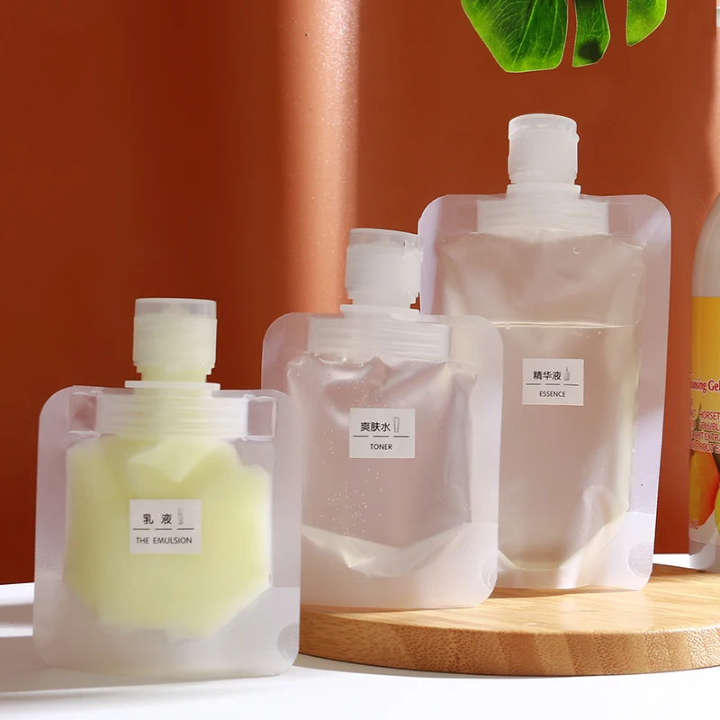 

Прозрачная пластиковая сумка-диспенсер для шампуня и жидкости