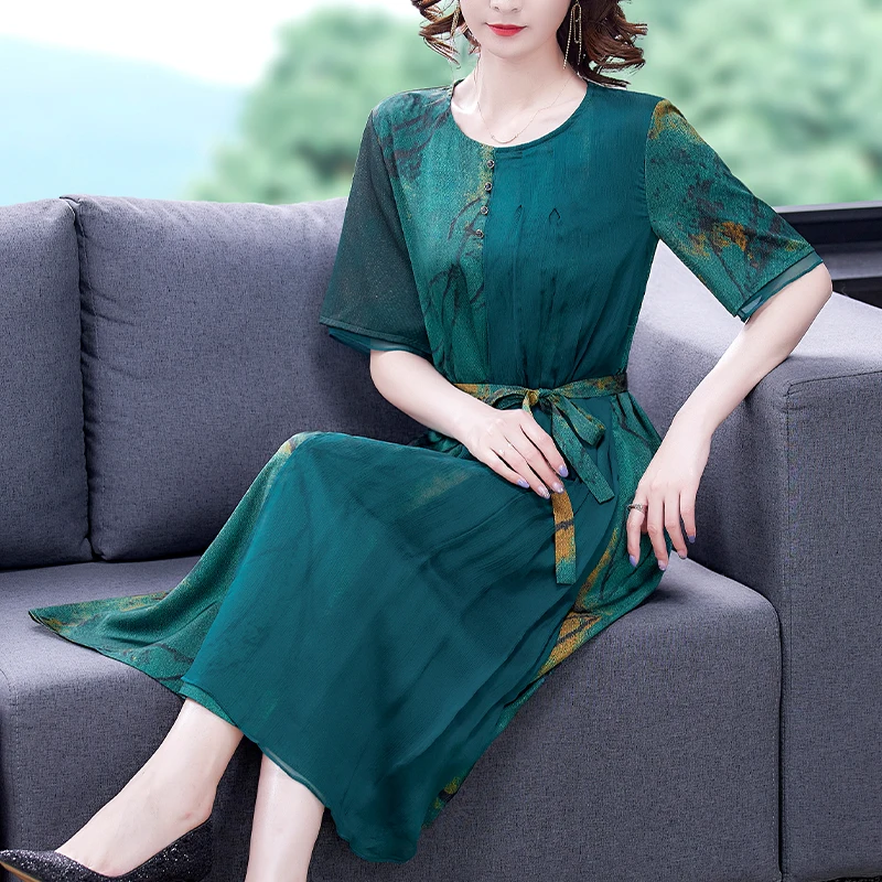 

New summer dresses lady mother loose big yards abdominal blue printed big skirt