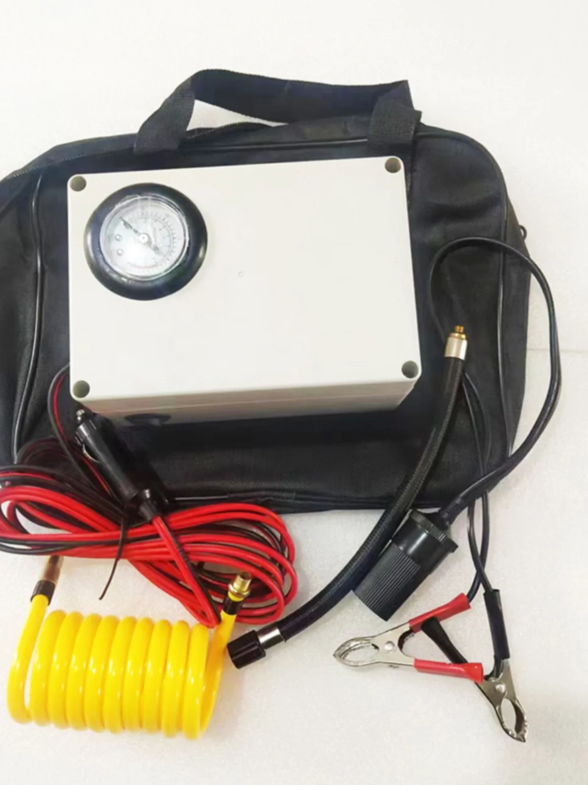 Насос Воздушный Автомобильный с металлическим шестерёнчатым двигателем 12 В