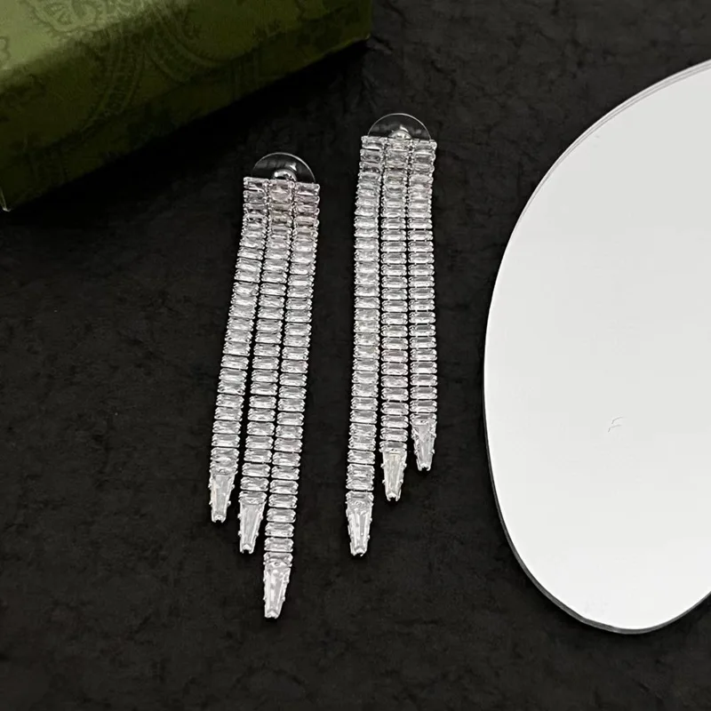 

2022 Новые полные женские изящные и модные длинные серьги высокого качества