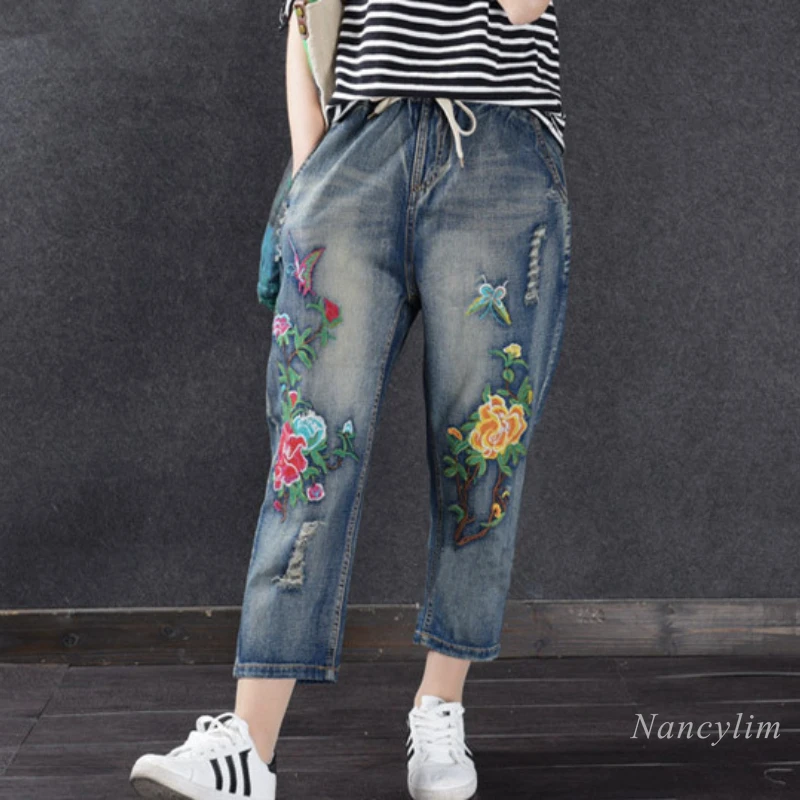 

202 Spring and Summer New Flower Embroidery Hand Frayed Tied Elastic Waist Loose Cropped Jeans for Women Large Size Denim Pants