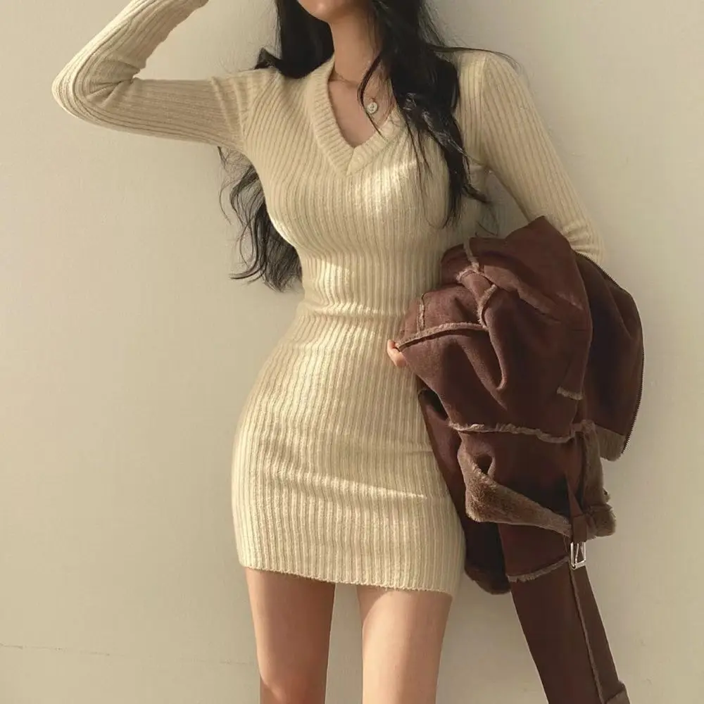 

Apricot Women Retro Knitted Mini Bodycon Solid Color V-Neck Long Sleeve Wrapped Hip Dress Fall-Winter Slim Sweater Vestido A947
