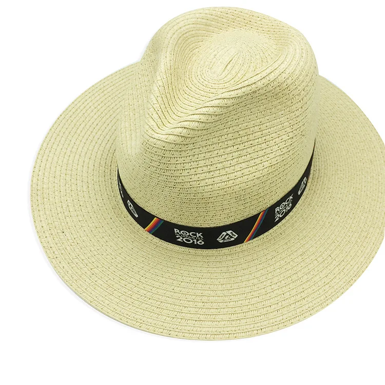 Соломенная шляпа из льна