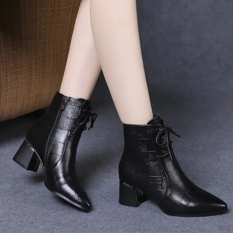 

Cresfimix Femmes Bottes/женские милые осенние черные кожаные женские ботинки высокого качества удобные коричневые зимние ботинки на шнуровке A715