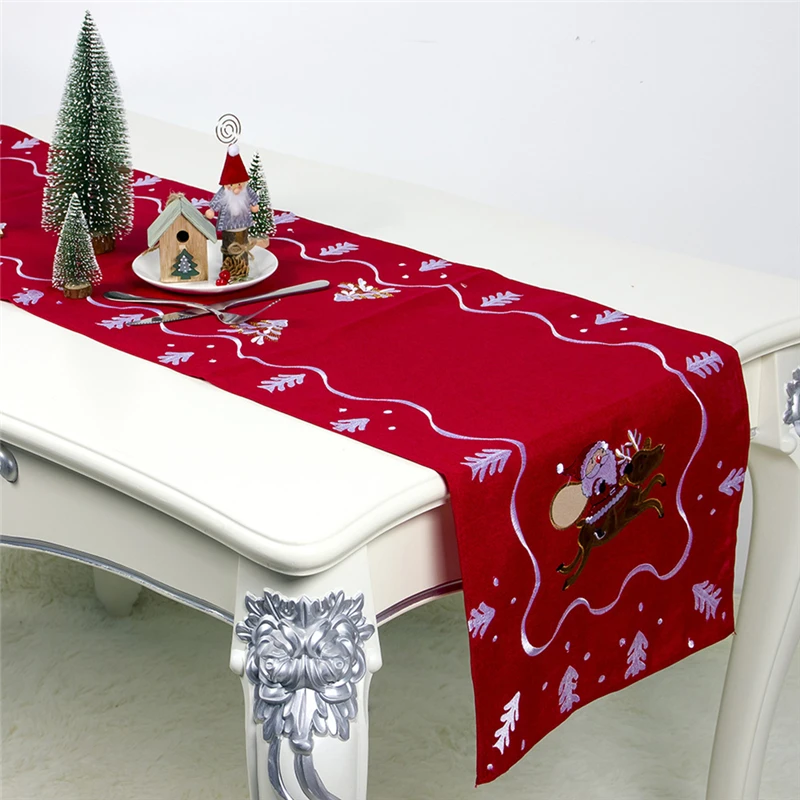 

Christmas Fabric Printed Table Runner Household Table Cover Antifouling Santa Claus Tablecloth Christmas Decorations