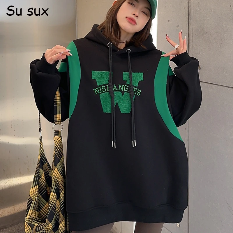 Женский свитер с капюшоном большого размера в стиле пэчворк зима 2024 теплый флис