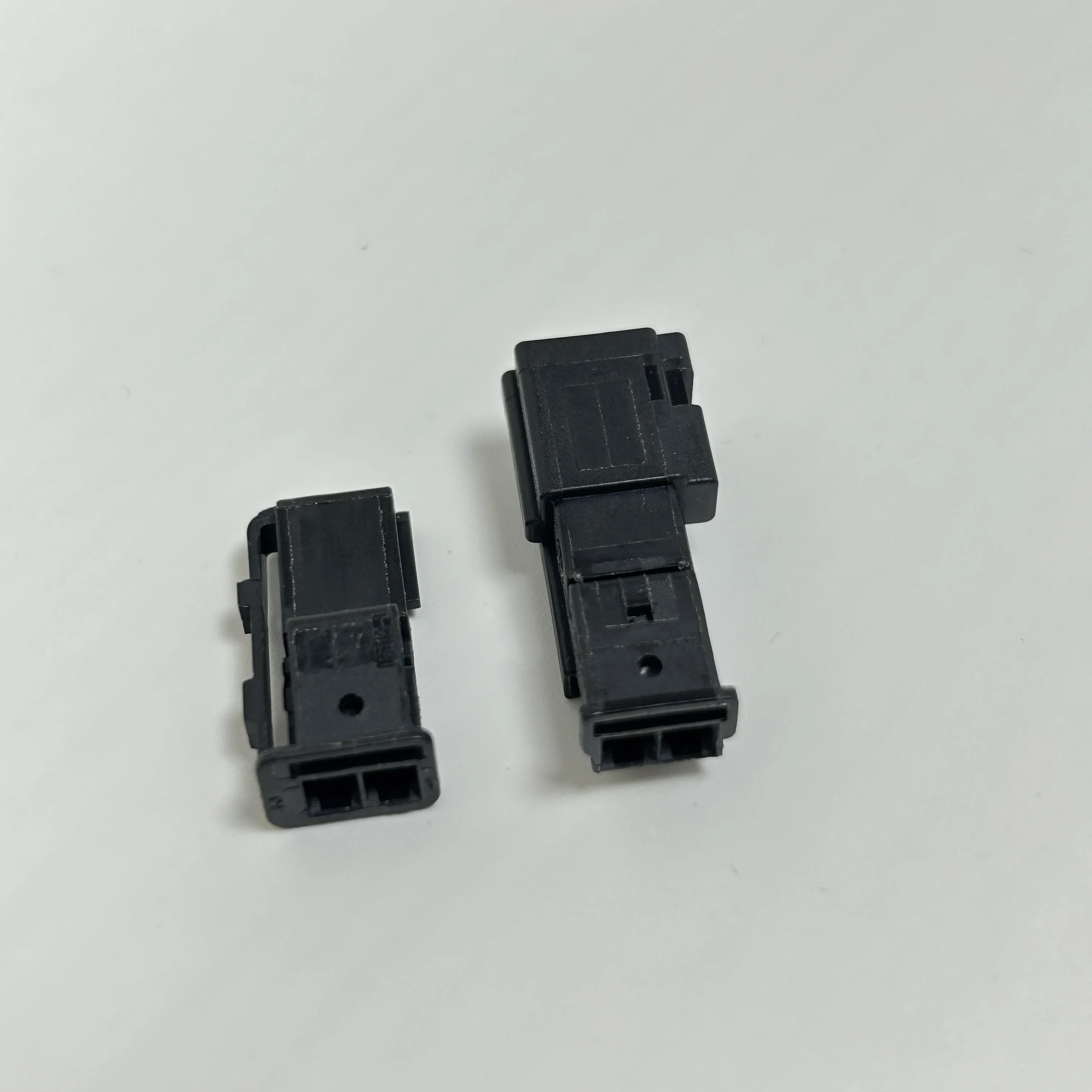 DJ7021S-1.5-11/21 2p Штекерный разъем 1563190-1/1563189-1