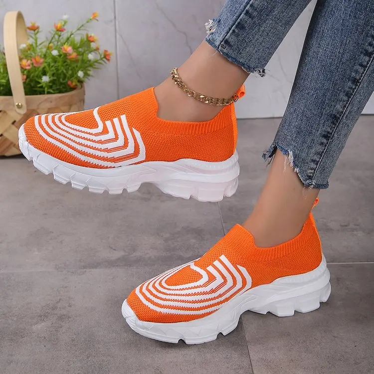 

Women's Casual Sports Shoes Summer Comfortable Breathable Platform Shoes Fashionable Women's Colorful Sets of Mouth Sports Shoes