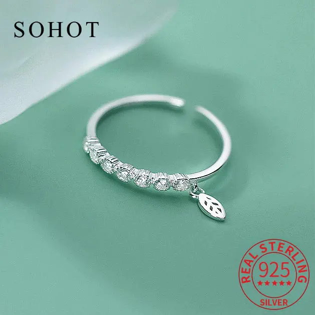 

Женское регулируемое кольцо из серебра 925 пробы с фианитами