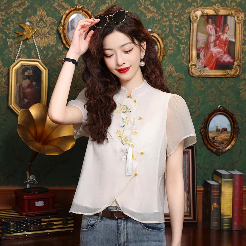 Женская летняя блузка с коротким рукавом и воротником-стойкой