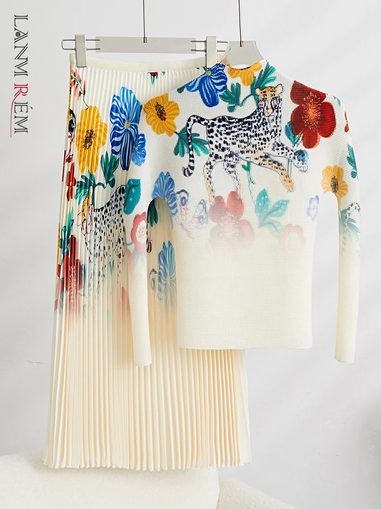 

LANMREM High End Printed Pleated 2 Pieces Set For Women Turtleneck Long Sleeves Slim Tops High Waist Fold Skirts 2023 New 32D380