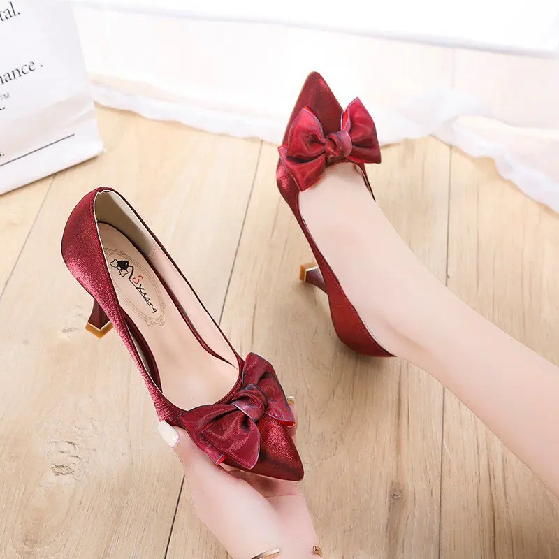 

Шелковые туфли с острым каблуком, свадебные платья с бантом для женщин, элегантная обувь, женские черные, винные, красные, золотые туфли, жен...