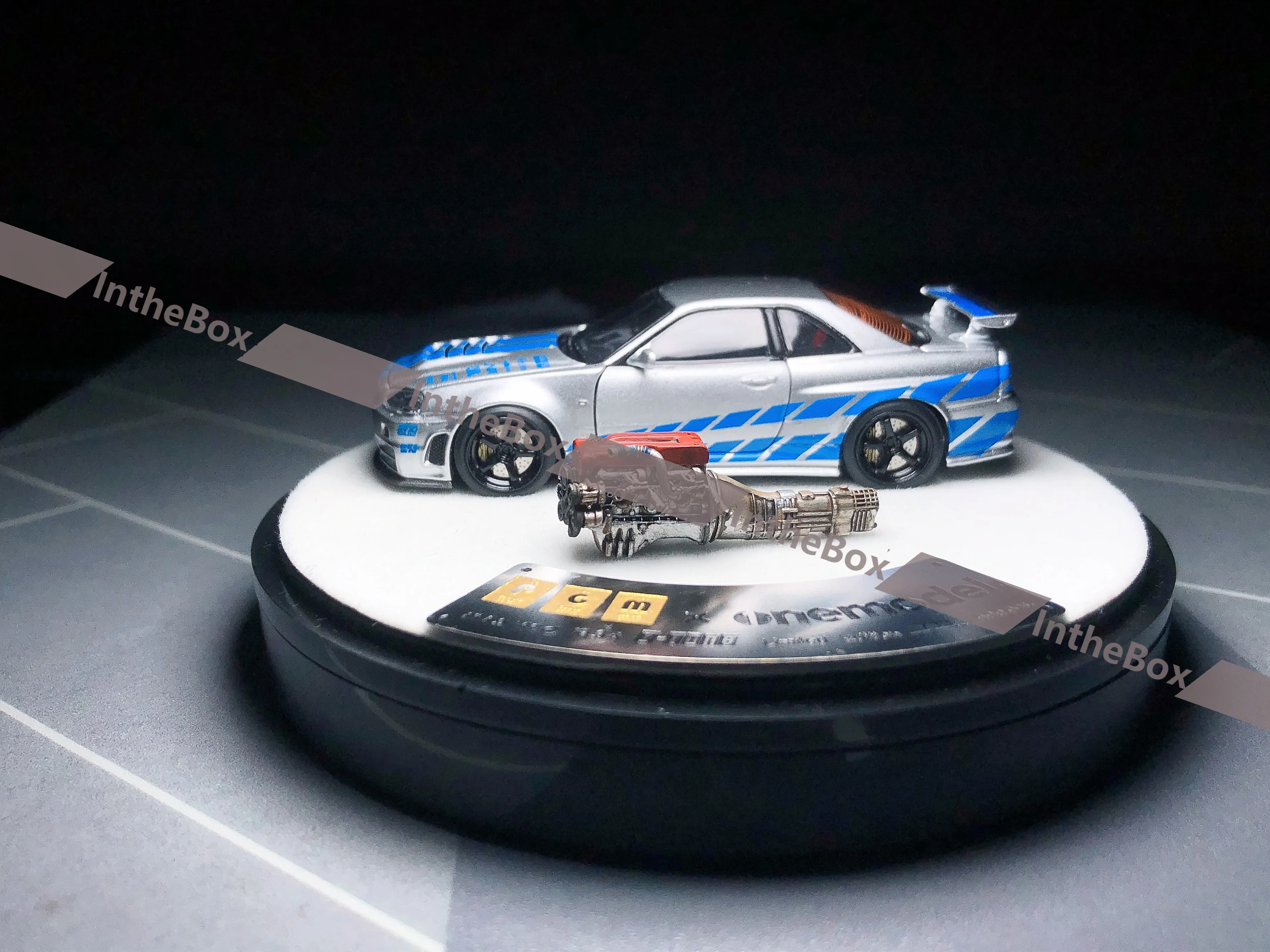 Модель автомобиля PGM ONEMODEL 1/64 GTR R34
