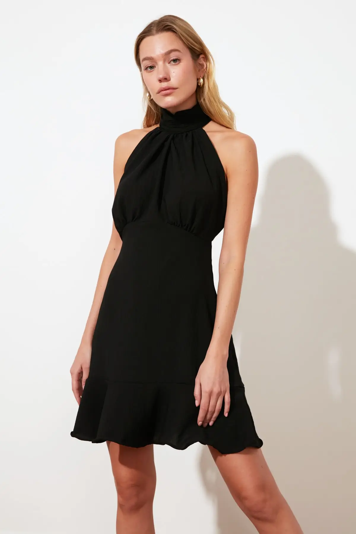 

Black Halter-Neck Dress TWOSS21EL1538 Mini Bodycon Aerobin Shoul Outdoor Flat