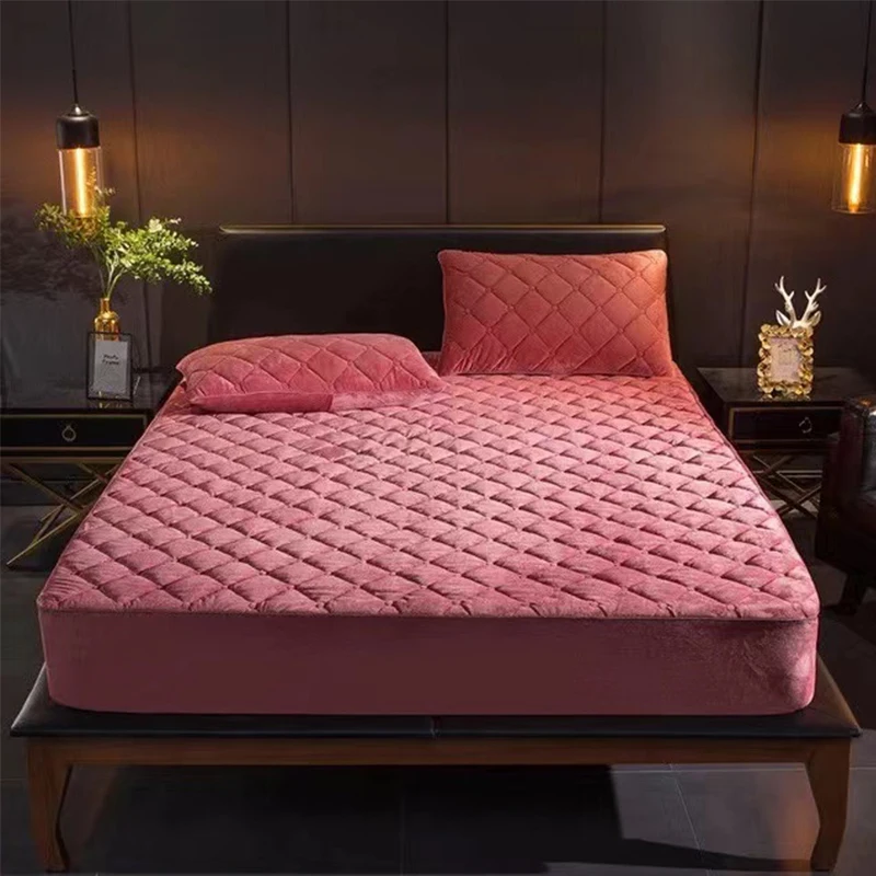 

Upholstered velvet mattress covers, soft and warm fabric velvet upholstered mattress covers for king or queen beds do not includ