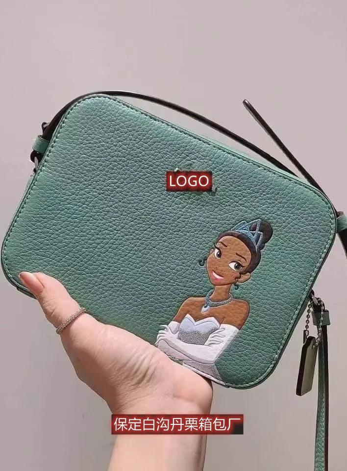 

Disney's new cartoon Snow White ladies one-shoulder camera bag fashion clutch bag wild diagonal bag clutch card bag coin bag