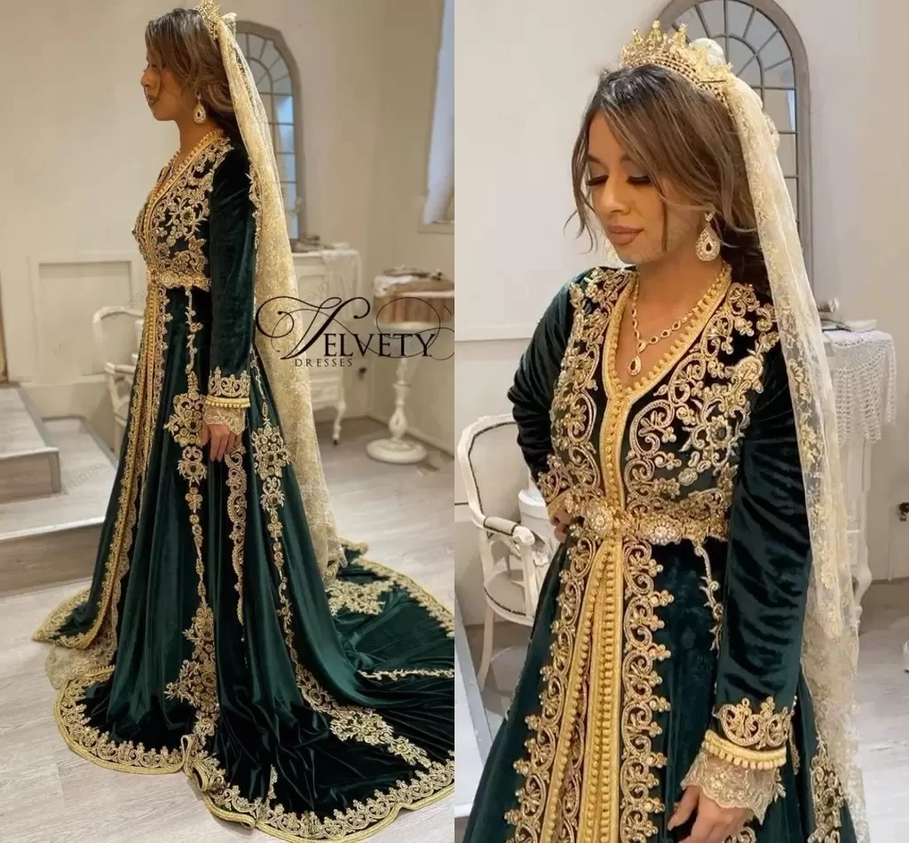 Luxury Moroccan Kaftan Evening Dress 2023 Emerald Green Long Sleeve Islamic Prom Dresses Velvet Appliques  Vestido De Noiva