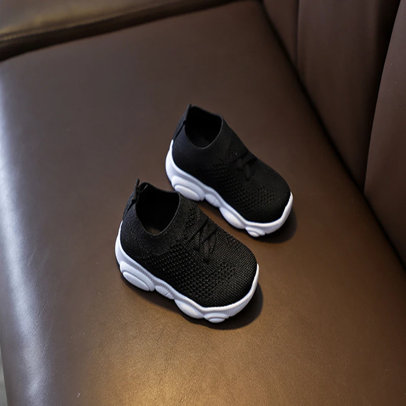 

2022 Top Quality Luxury Designer Mcqueens Shoes High Platform Brand White Sneaker Basket Trainers Men Women Velvet Black 2022 T