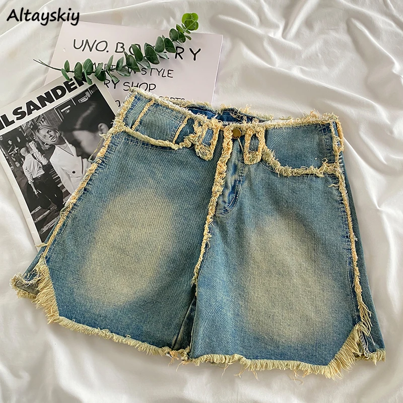 

Sexy Girl Denim Shorts Women Vintage Y2k Streetwear European Style Low Waist Baggy Casual Ins Summer New Fashion Chic Minority