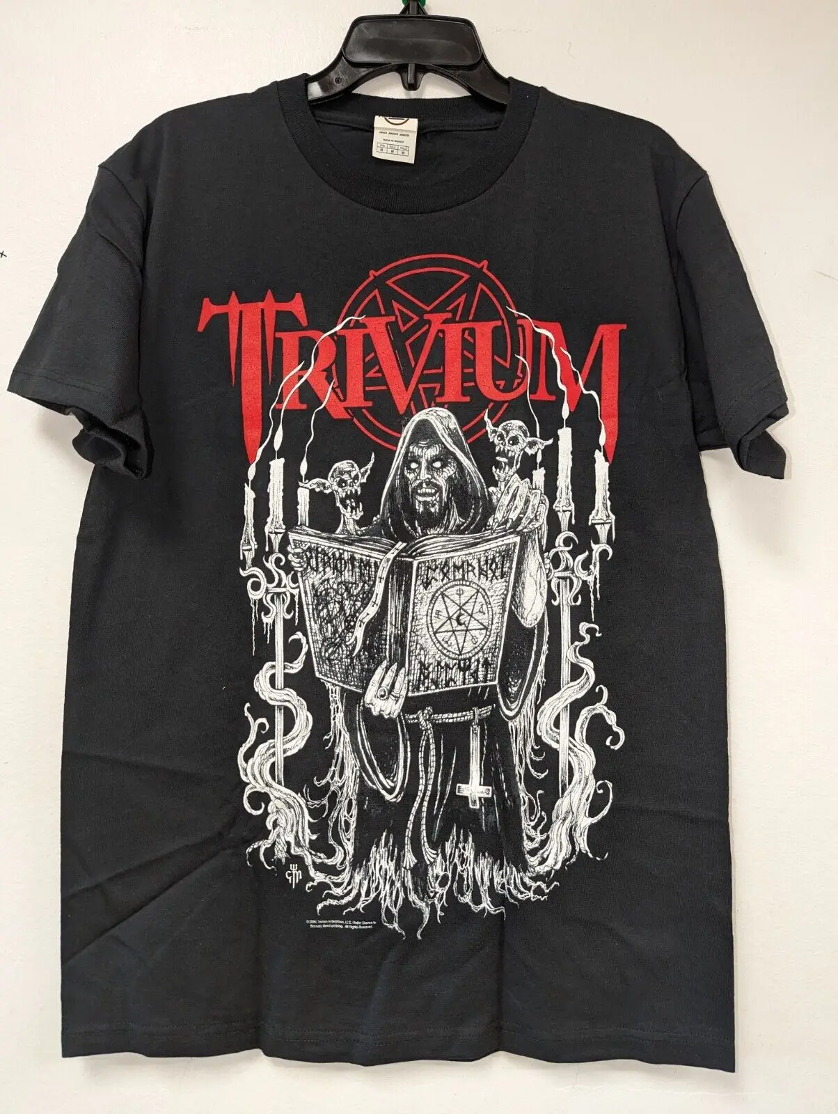 Новая футболка TRIVIUM Dark Book