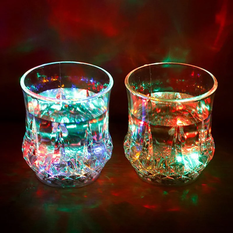 

Creative Color Changing Beer Light Up LED Cups Automatic Flashing Drinking Cup Mugs Whisky Glass Cup For Bar Club Party Supplies