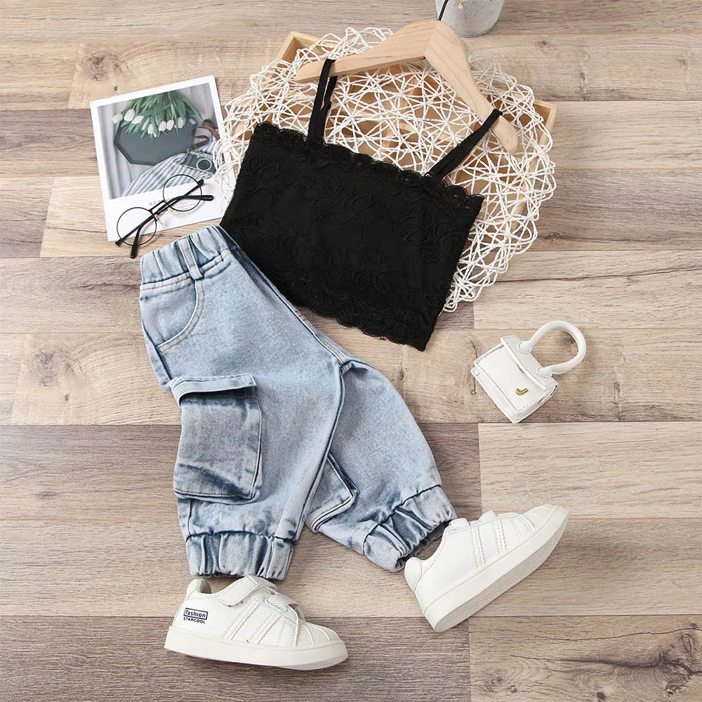 

Toddler Girl Clothes Sets 2022 Summer New Girls Solid Suspender Top Vest + Casual Shorts Fashion Two-piece Set for Kids 2-6 Y