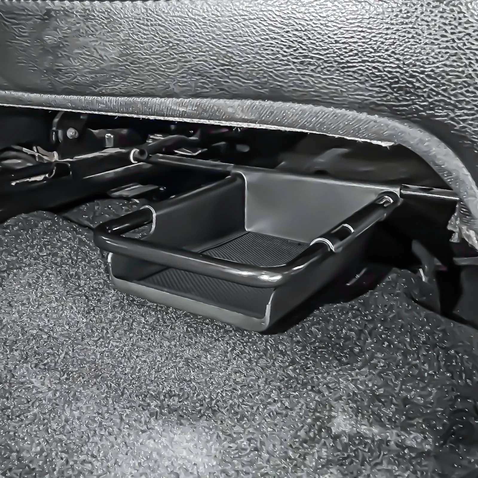 Фото Для Jeep Wrangler JL JLU 2018-2025, Gladiator JT 2020-2025: Нижний скрытый органайзер для хранения под сиденьем, автомобильный лоток-органайзер №3