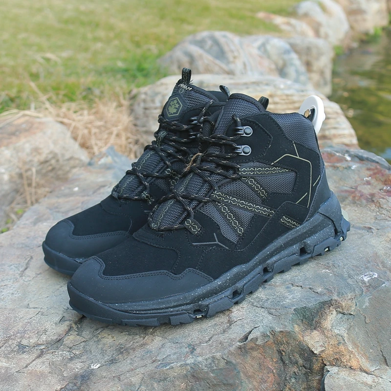 

LumberJACK Men`s waterproof genuine leather anti-slip shockproof hiking boots mens trekking hunting mountain climbing boots