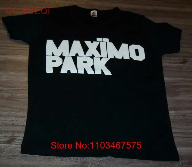 Фото ЖЕНСКАЯ ФУТБОЛКА MAXIMO PARK Band СРЕДНЯЯ НОВАЯ №1