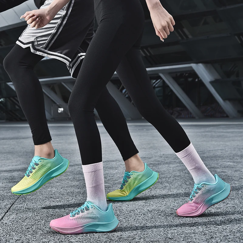 Men Sneaker Wear Resistant Cushioning Competitive Road Running Shoes Marathon Sport Shoes Elastic Women Walking Tenis Masculino