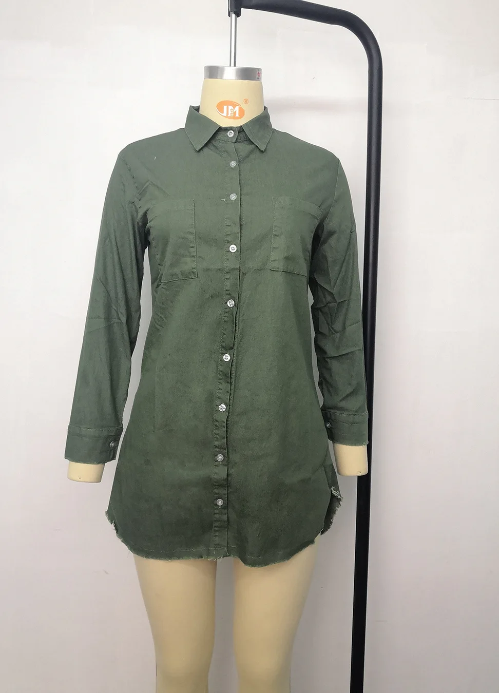 Рисунок 5 - Женская джинсовая рубашка с бахромой