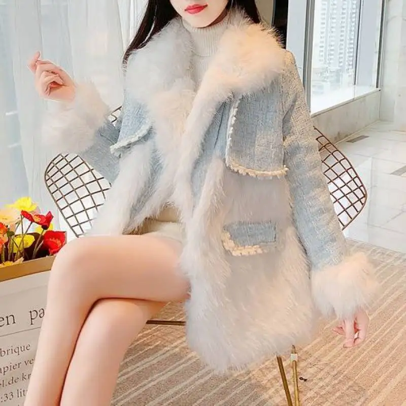2022 Winter New Women Plush Coat High-end High-end Tweed Stitching Faux Fur Coat Casual Loose Fleece Warm Top Female Clothing