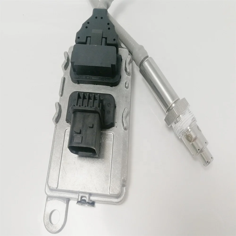 

Heavy truck Probe Sensor Nox Sensor 5WK97330A A0101531528 A2C87396000 24V DAF Engine Parts