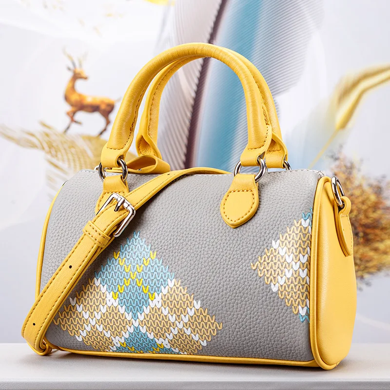 

Bags for Women 2022 Fashion Top Layer Leather Texture Portable Pillow Bag Retro Women's Single Shoulder Messenger Bag Gg Tasche