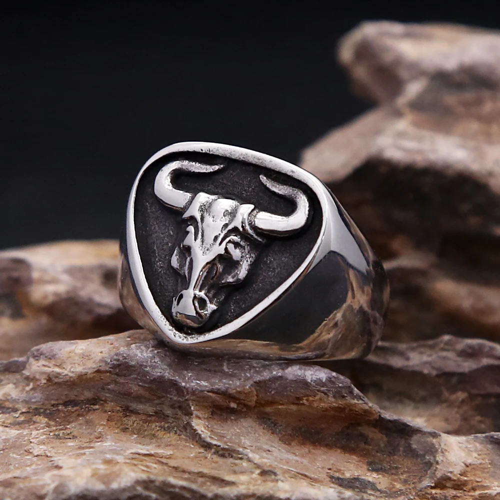 

Fashion Retro Creative Bull Head Ring Men and Women High Polished Stainless Steel Animal Ring Punk Biker Amulet Jewelry Gifts