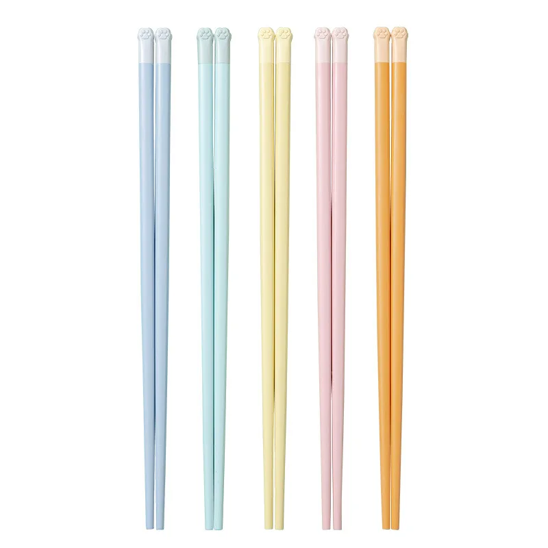 

Палочки для еды с котятами