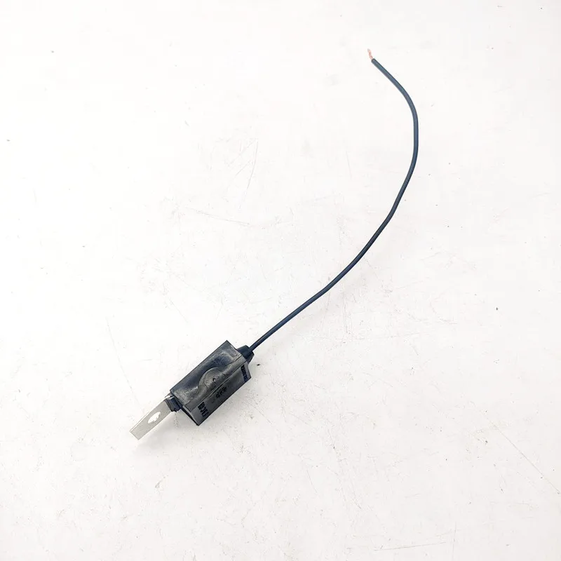 

Suitable for Citroen c-elysee ignition coil, fused Elysee 16V ignition coil harness grounding sensor