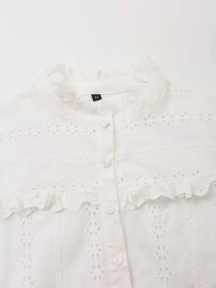 Харизматическая белая женская рубашка с вышивкой и длинным рукавом оборками